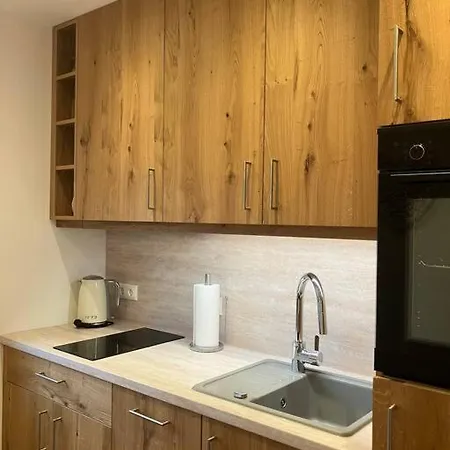Veronika 4 Apartment